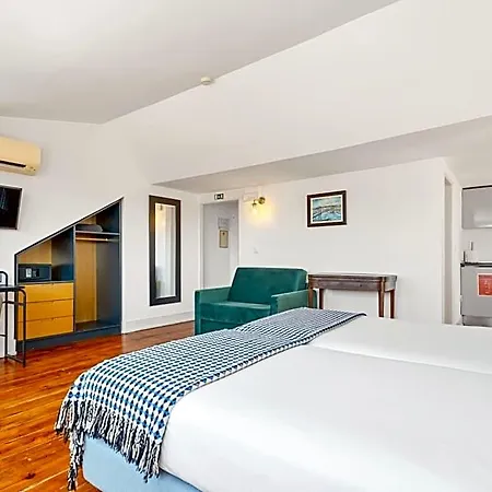 Casa Do Jasmim By Shiadu בית הארחה 4*